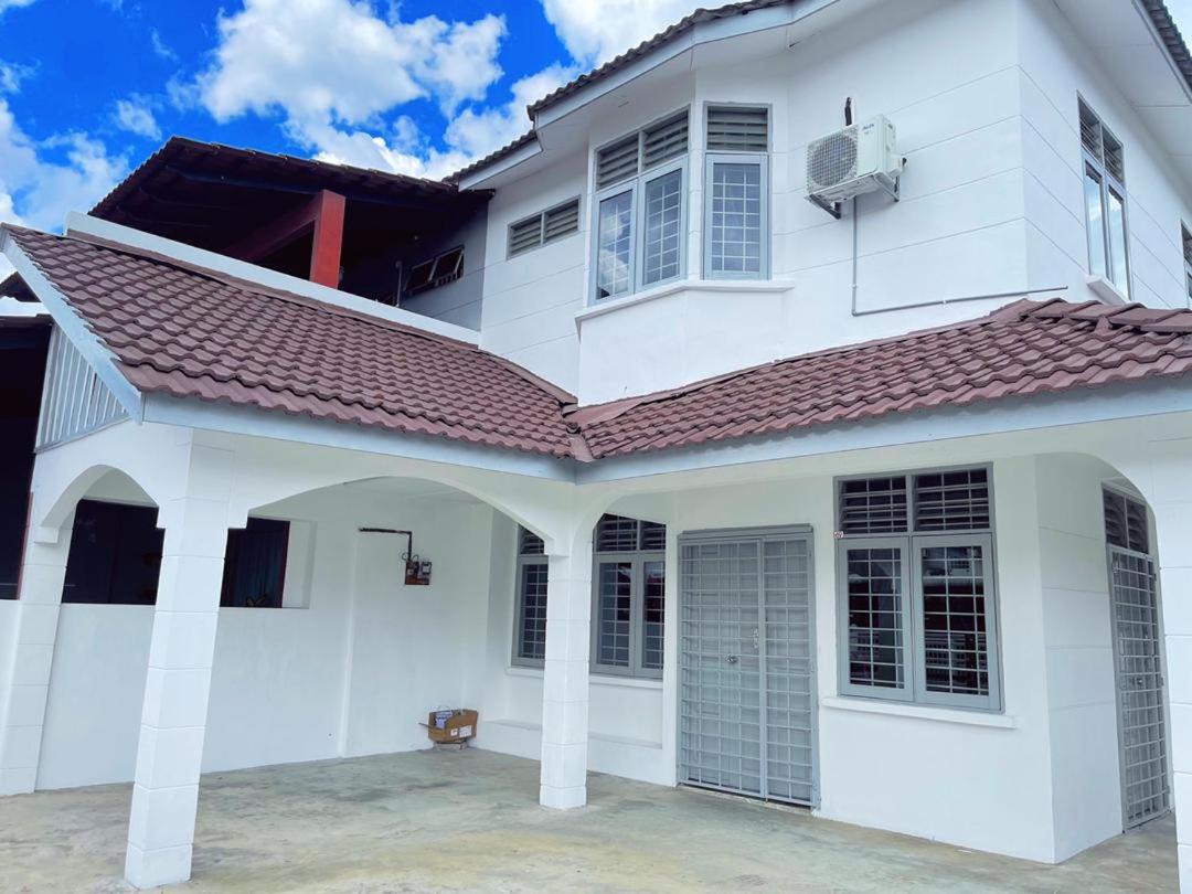 Entire Residential House Alma Bukit Mertajam Spacious 4 Bedroom Luaran gambar